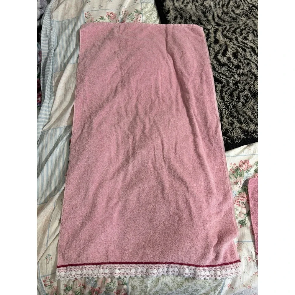 Vintage Dundee Bath Towel Set Pink Lace Cotton Blend 80s 90s Pair Ruffle